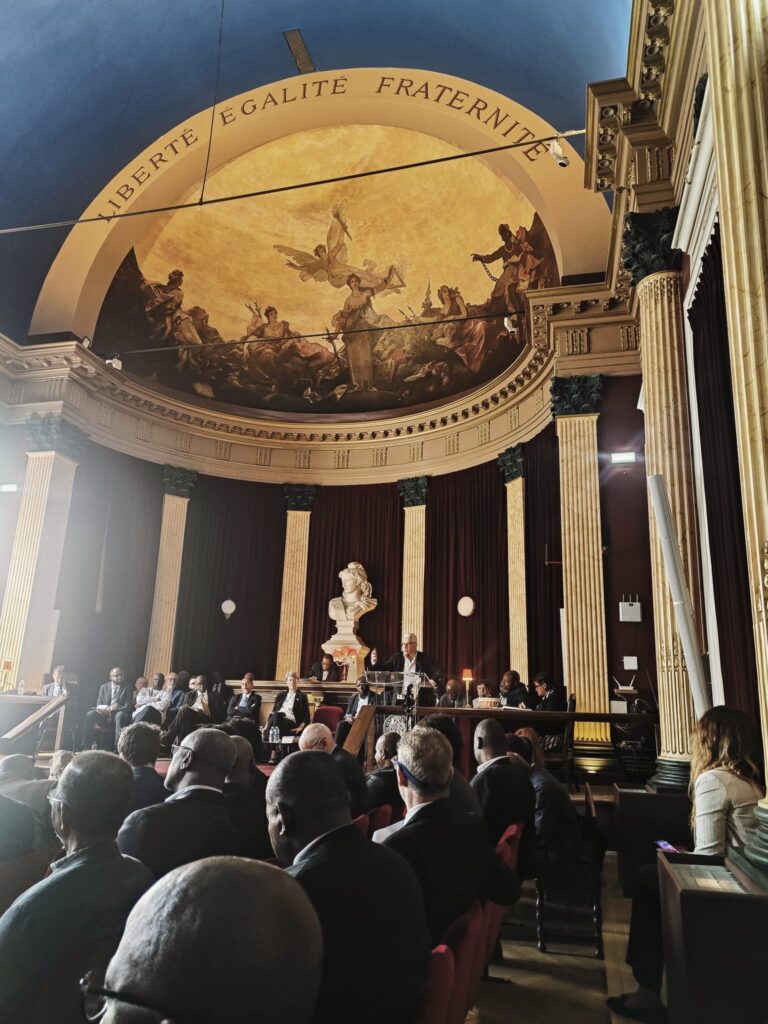 Les intervenants de la Conférence dans le Temple Groussier